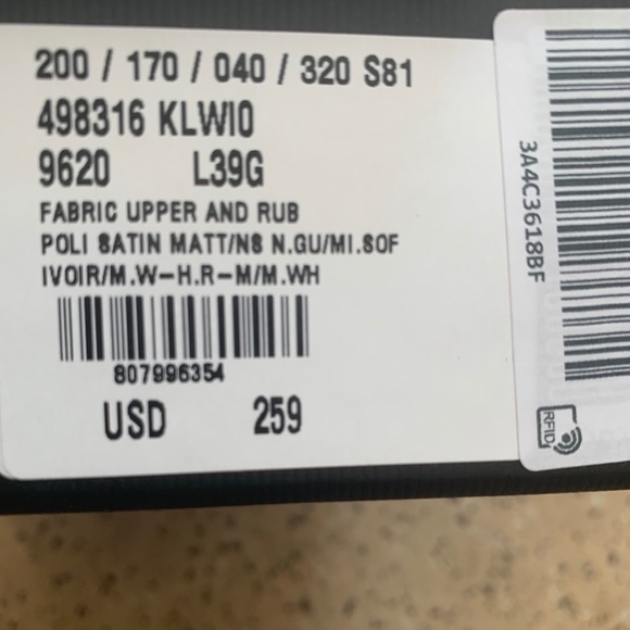 Shoes - Picture 4 of 5